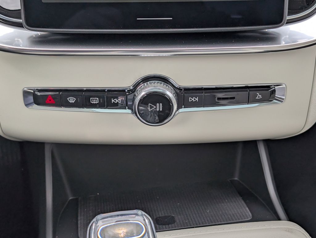 2026 Volvo XC90 B6 Ultra Hunt Valley MD