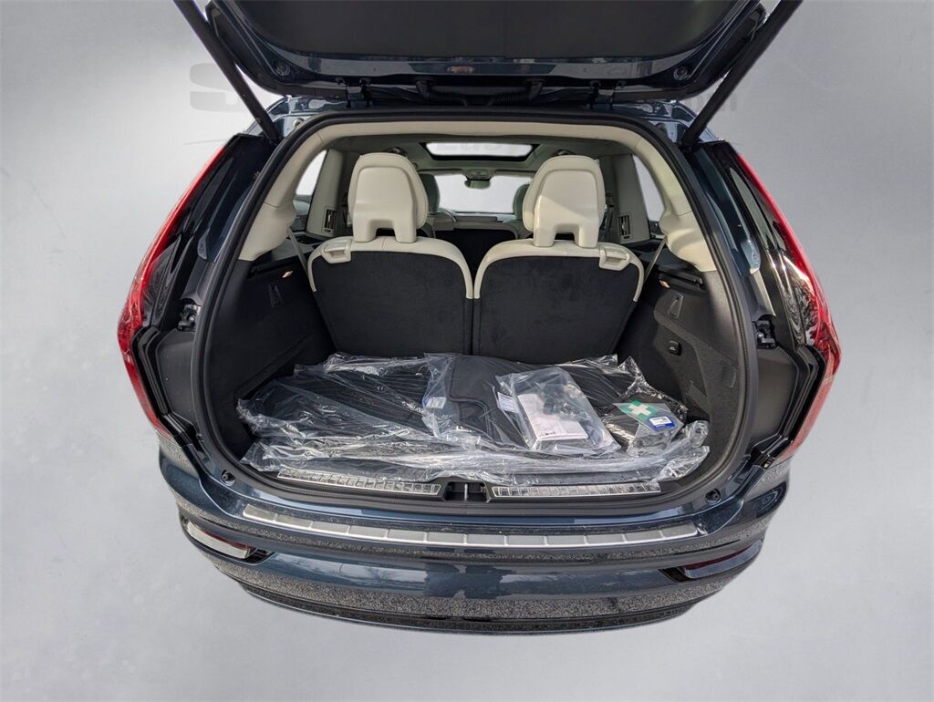 2026 Volvo XC90 B6 Ultra Hunt Valley MD