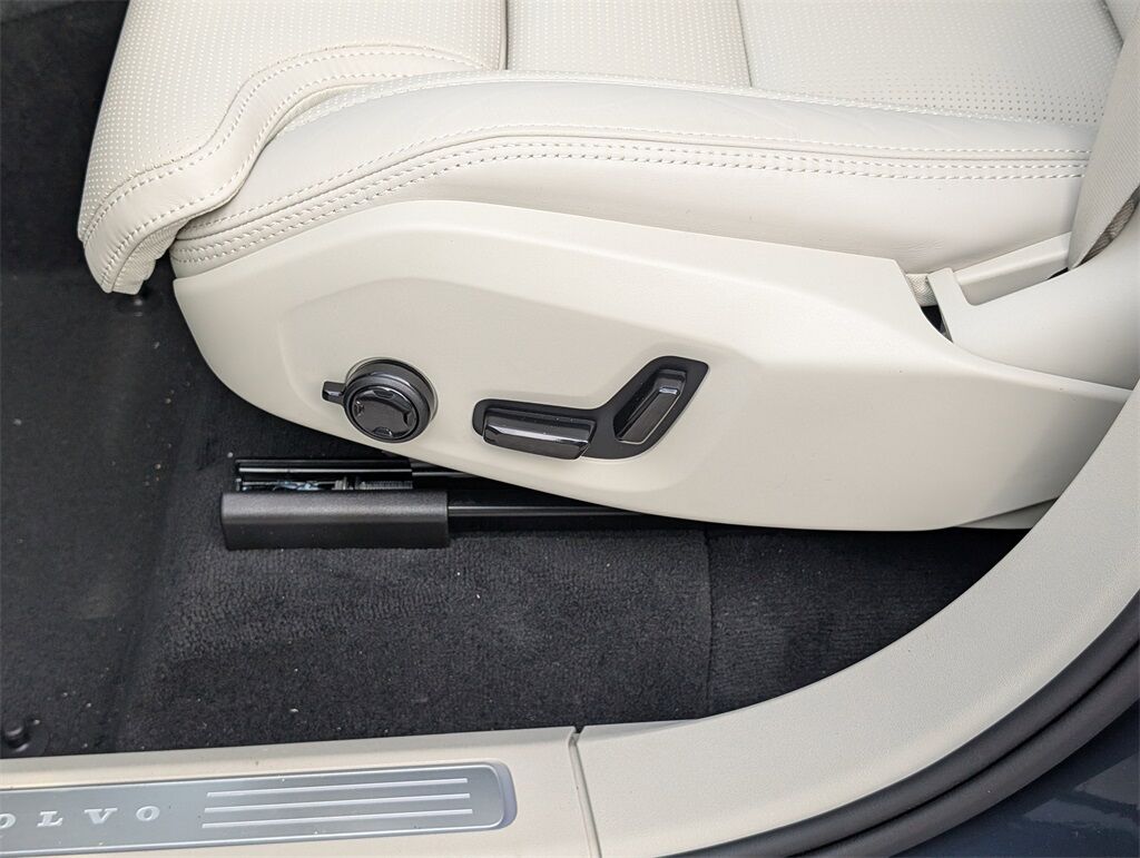 2026 Volvo XC90 B6 Ultra Hunt Valley MD