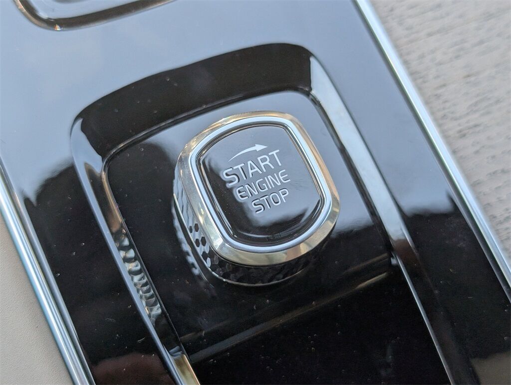 2026 Volvo XC90 B6 Ultra Hunt Valley MD