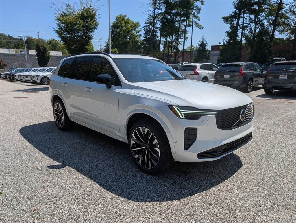 2026 Volvo XC90 B6 Ultra