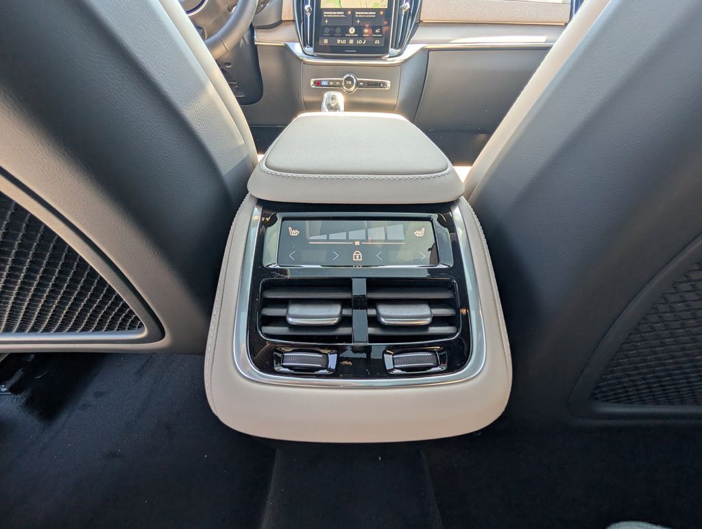 2026 Volvo XC90 B6 Ultra Hunt Valley MD