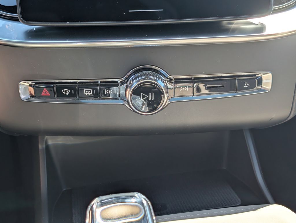 2026 Volvo XC90 B6 Ultra Hunt Valley MD