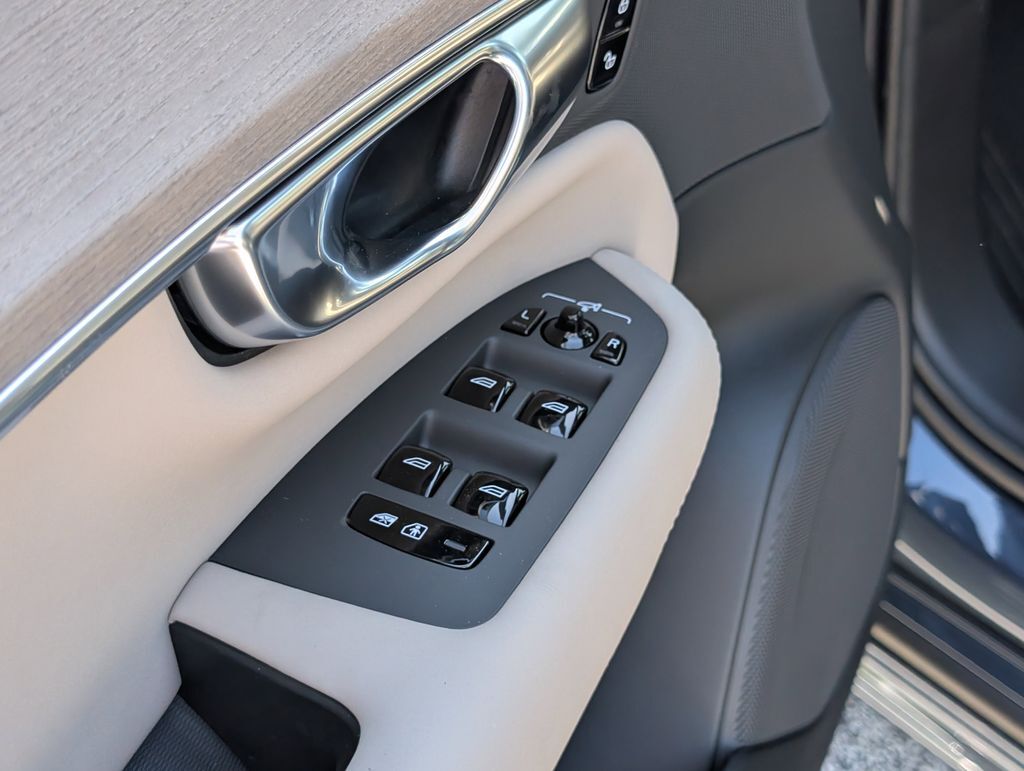 2026 Volvo XC90 B6 Ultra Hunt Valley MD