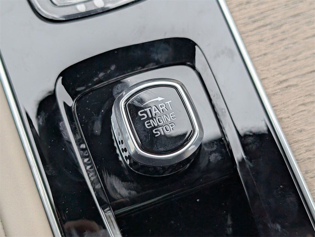 2026 Volvo XC90 B6 Ultra Hunt Valley MD