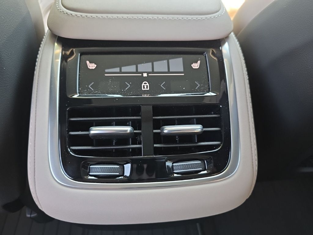 2026 Volvo XC90 B6 Ultra Hunt Valley MD