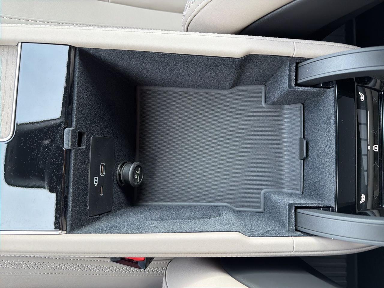 2026 Volvo XC90 Plug-In Hybrid T8 Plus Bend OR