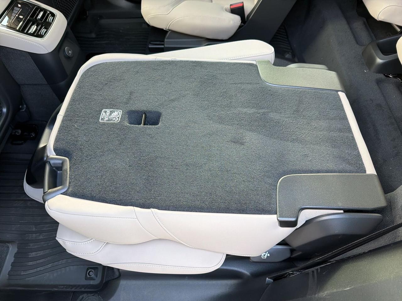 2026 Volvo XC90 Plug-In Hybrid T8 Plus Bend OR