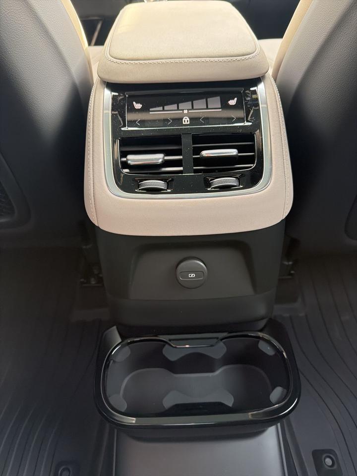 2026 Volvo XC90 Plug-In Hybrid T8 Plus Bend OR