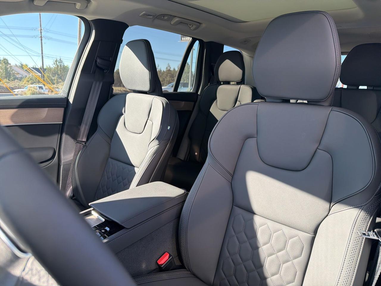2026 Volvo XC90 Plug-In Hybrid T8 Plus Bend OR