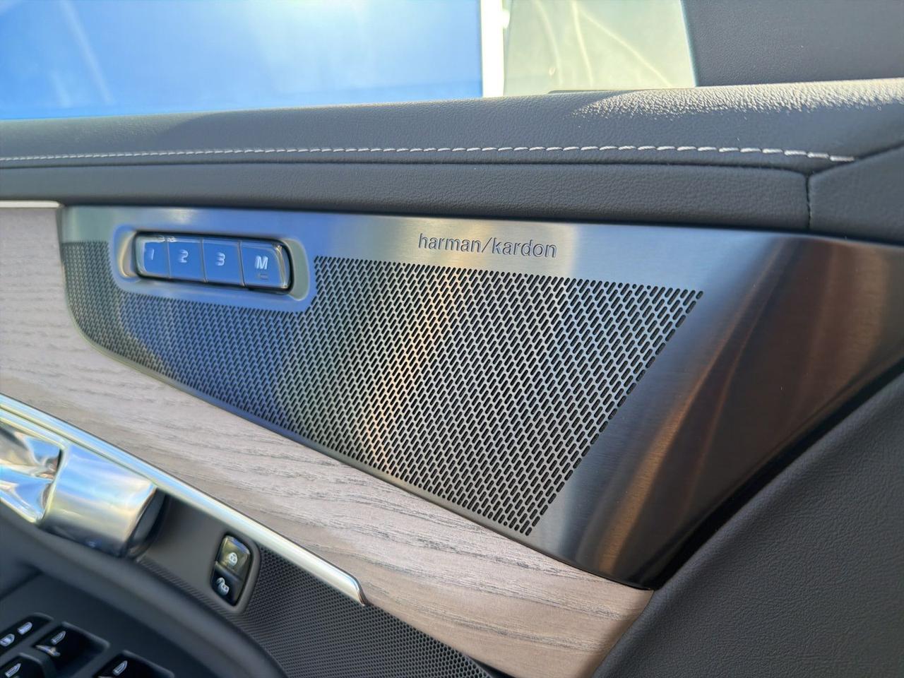 2026 Volvo XC90 Plug-In Hybrid T8 Plus Bend OR