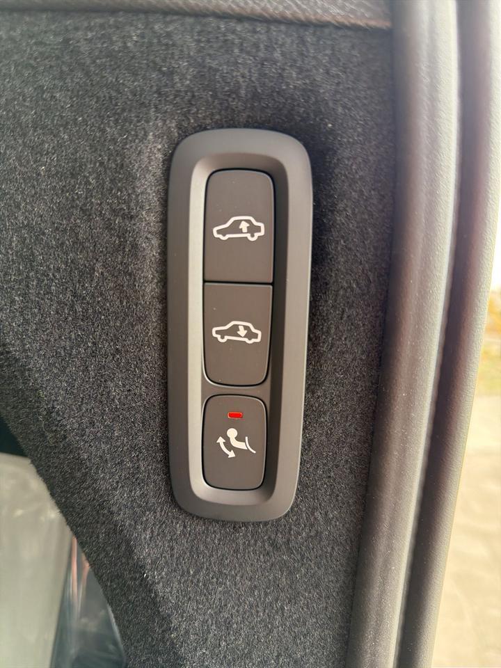 2026 Volvo XC90 Plug-In Hybrid T8 Plus Bend OR