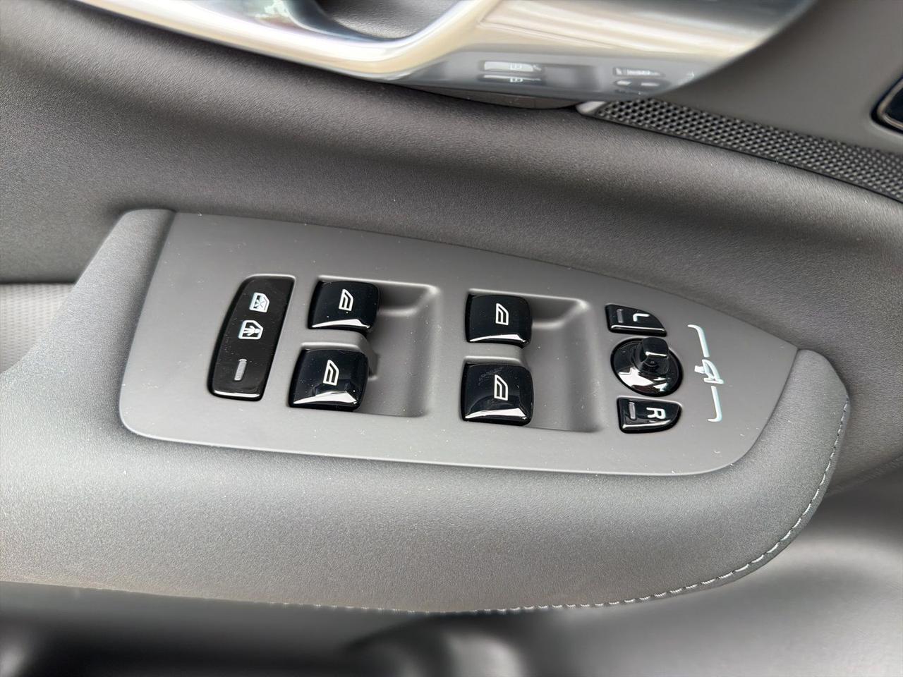 2026 Volvo XC90 Plug-In Hybrid T8 Plus Bend OR