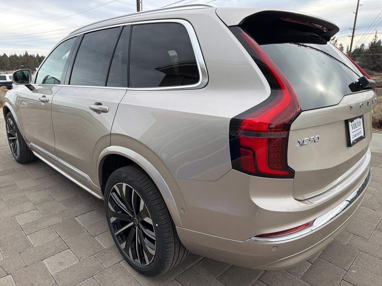 2026 Volvo XC90 Plug-In Hybrid T8 Plus Bend OR