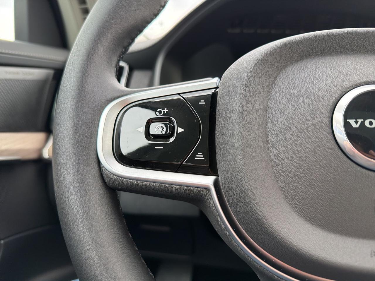 2026 Volvo XC90 Plug-In Hybrid T8 Plus Bend OR