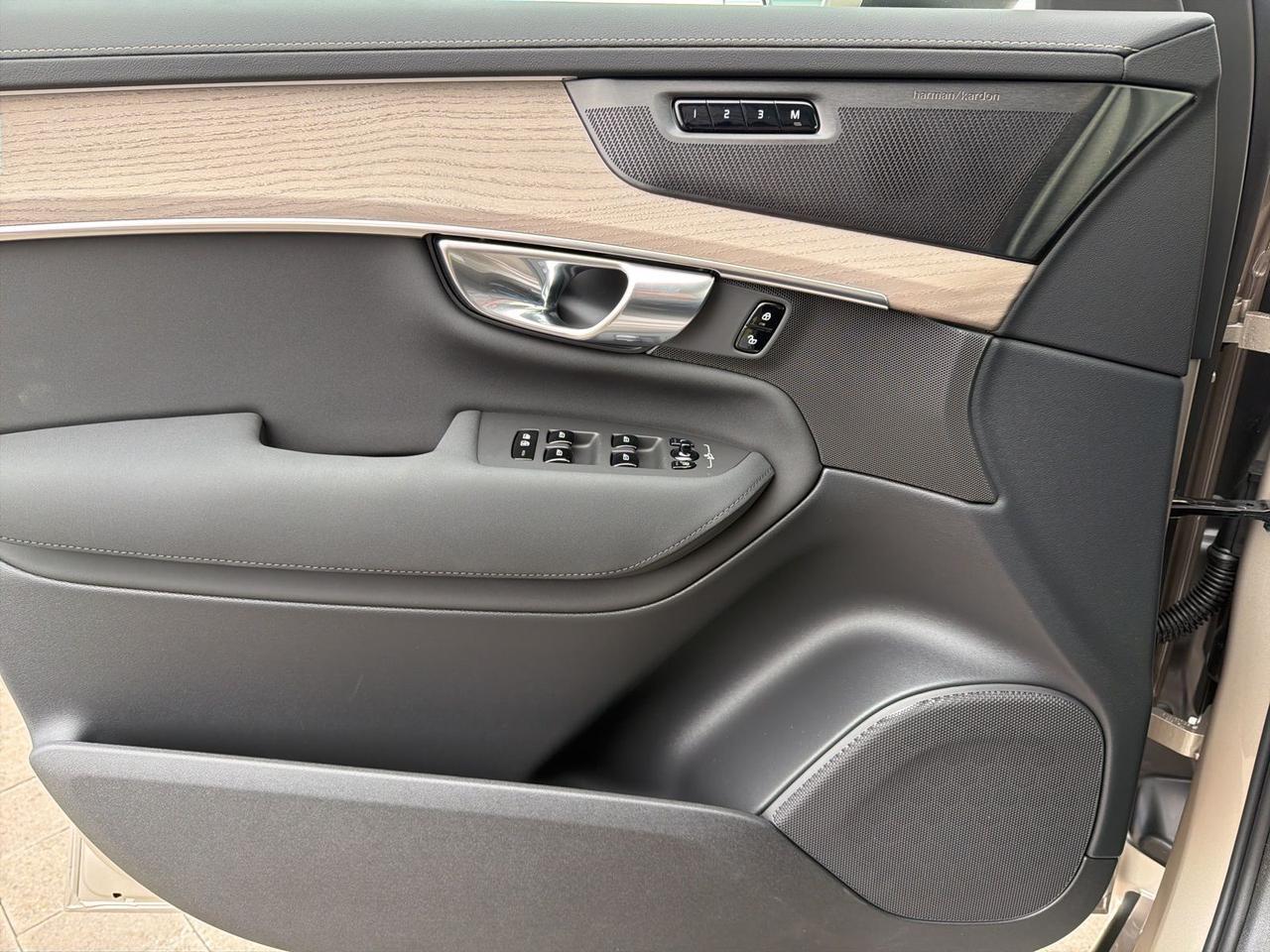 2026 Volvo XC90 Plug-In Hybrid T8 Plus Bend OR