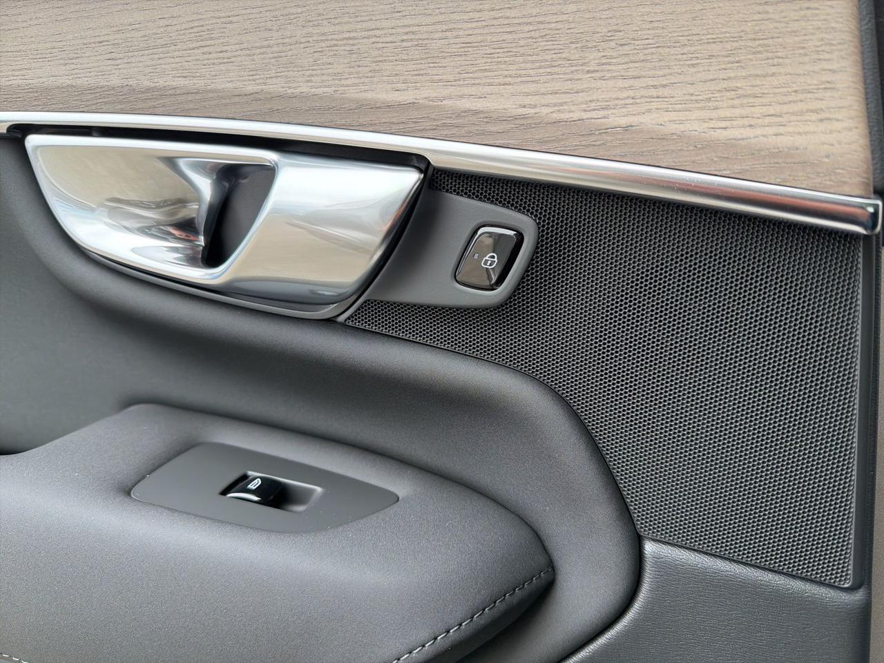 2026 Volvo XC90 Plug-In Hybrid T8 Plus Bend OR