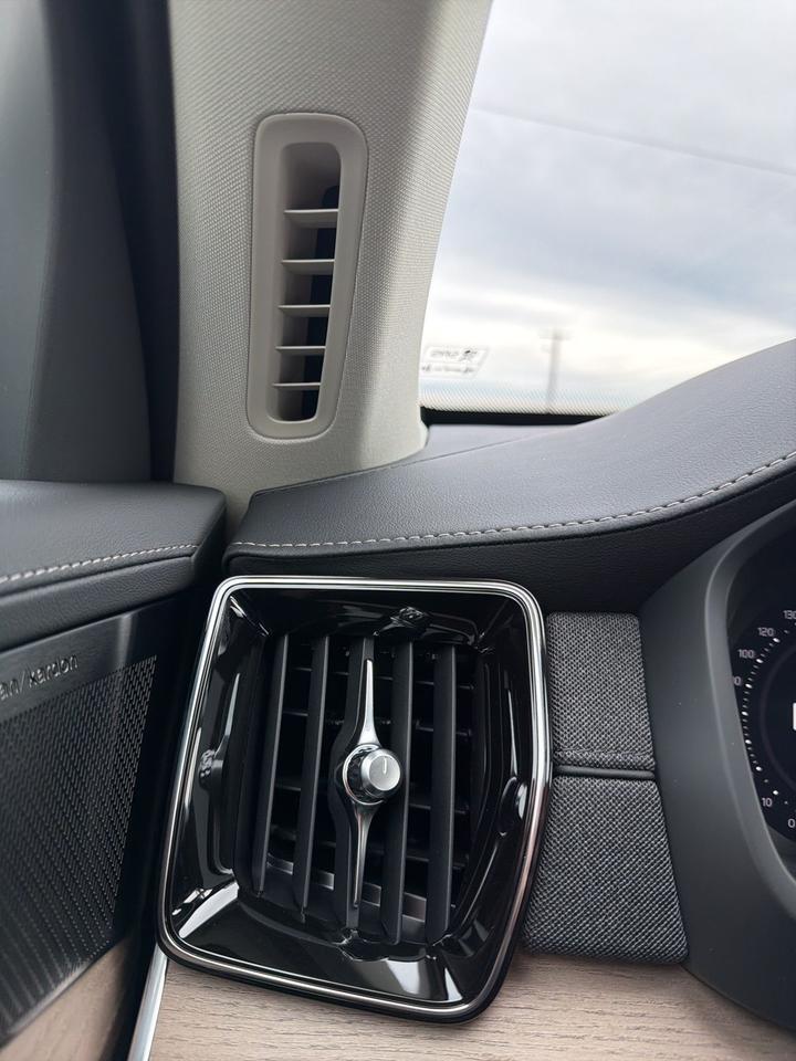 2026 Volvo XC90 Plug-In Hybrid T8 Plus Bend OR