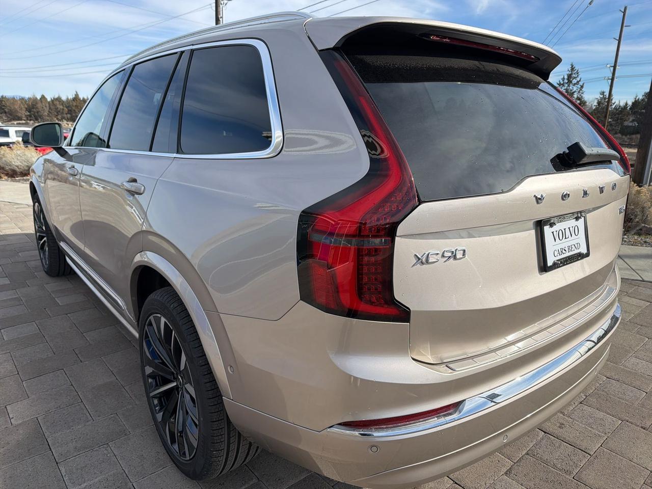 2026 Volvo XC90 Plug-In Hybrid T8 Plus Bend OR