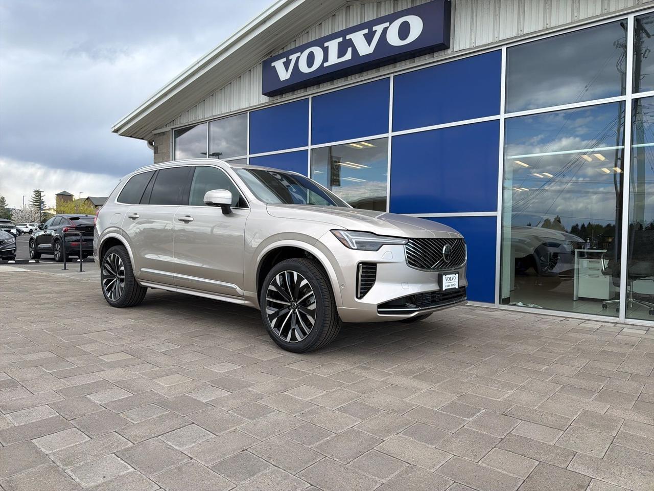 2026 Volvo XC90 Plug-In Hybrid T8 Plus