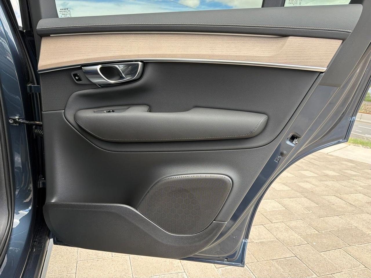 2026 Volvo XC90 Plug-In Hybrid T8 Plus Bend OR