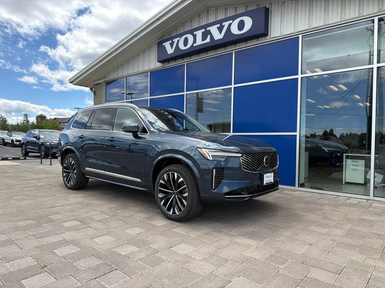 2026 Volvo XC90 Plug-In Hybrid T8 Plus