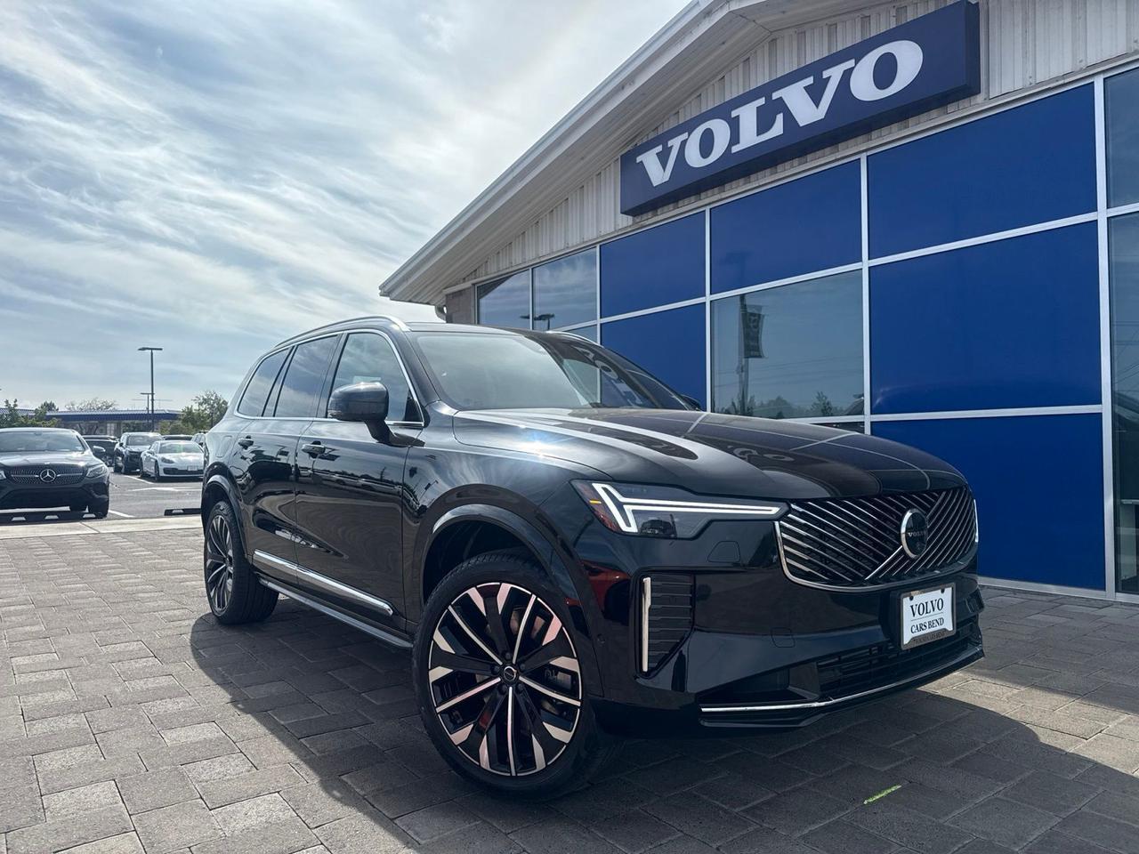 2026 Volvo XC90 Plug-In Hybrid T8 Plus