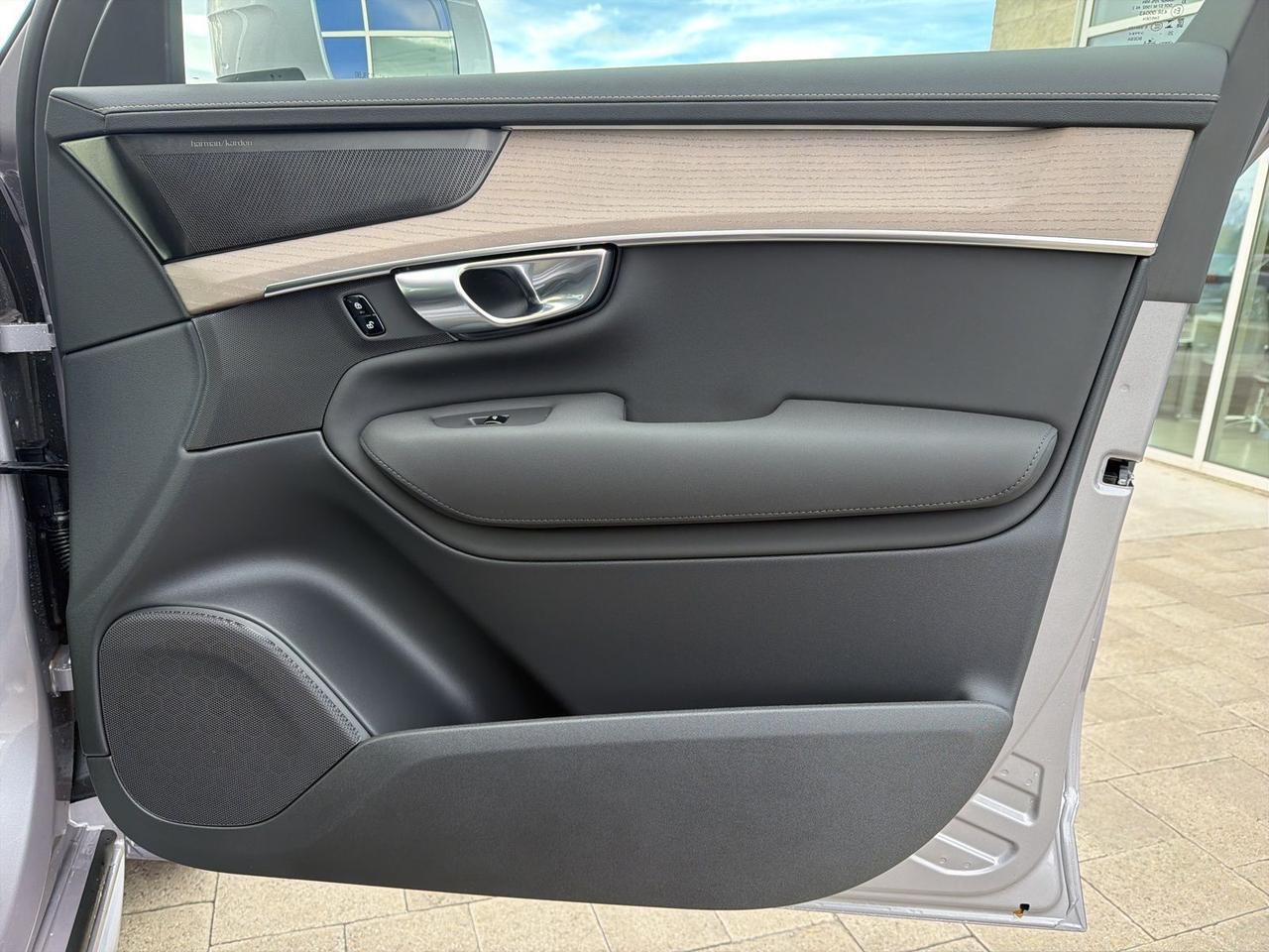 2026 Volvo XC90 Plug-In Hybrid T8 Plus Bend OR