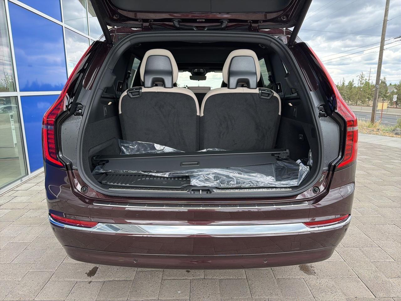 2026 Volvo XC90 Plug-In Hybrid T8 Plus Bend OR