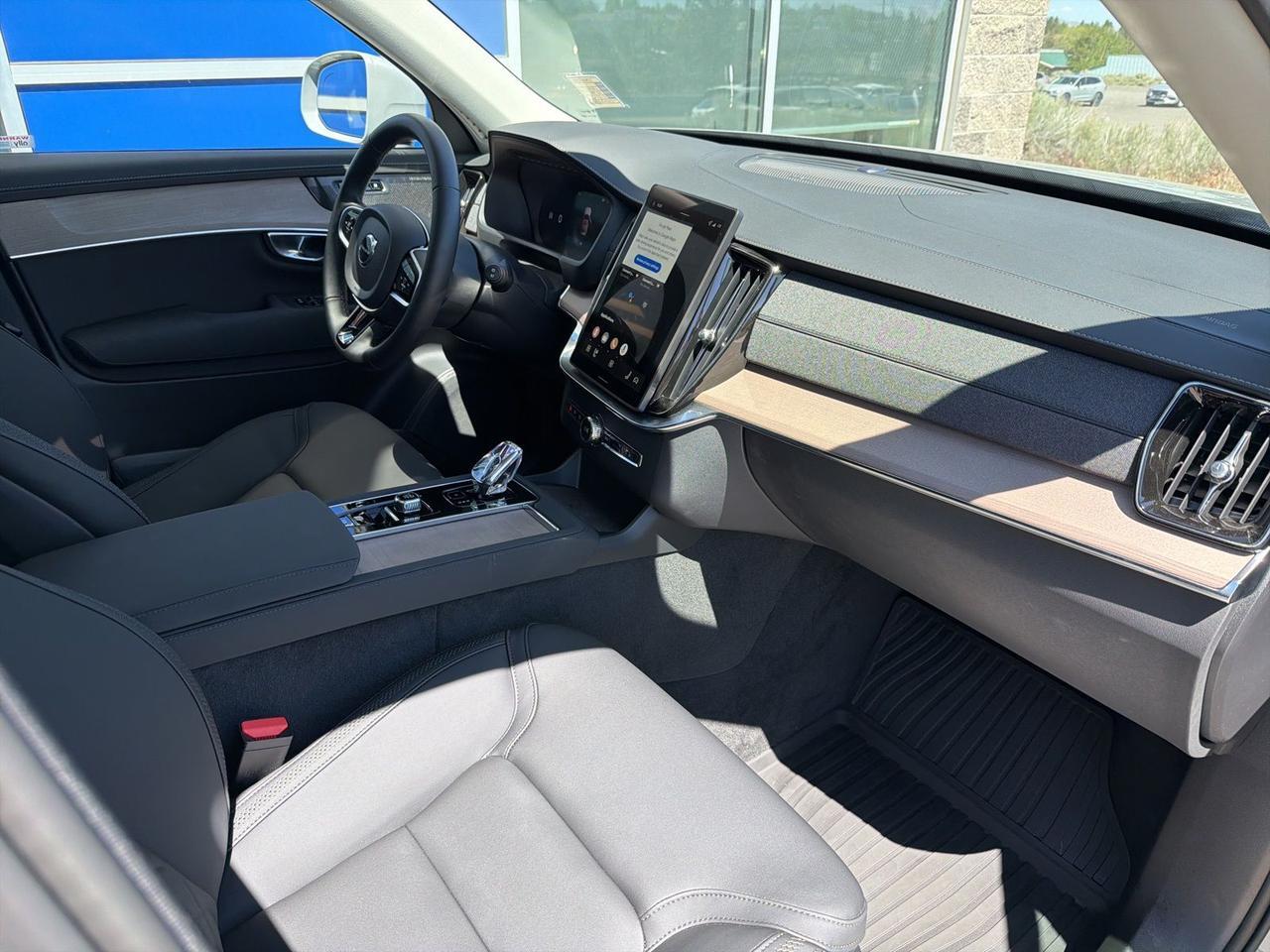 2026 Volvo XC90 Plug-In Hybrid T8 Plus Bend OR
