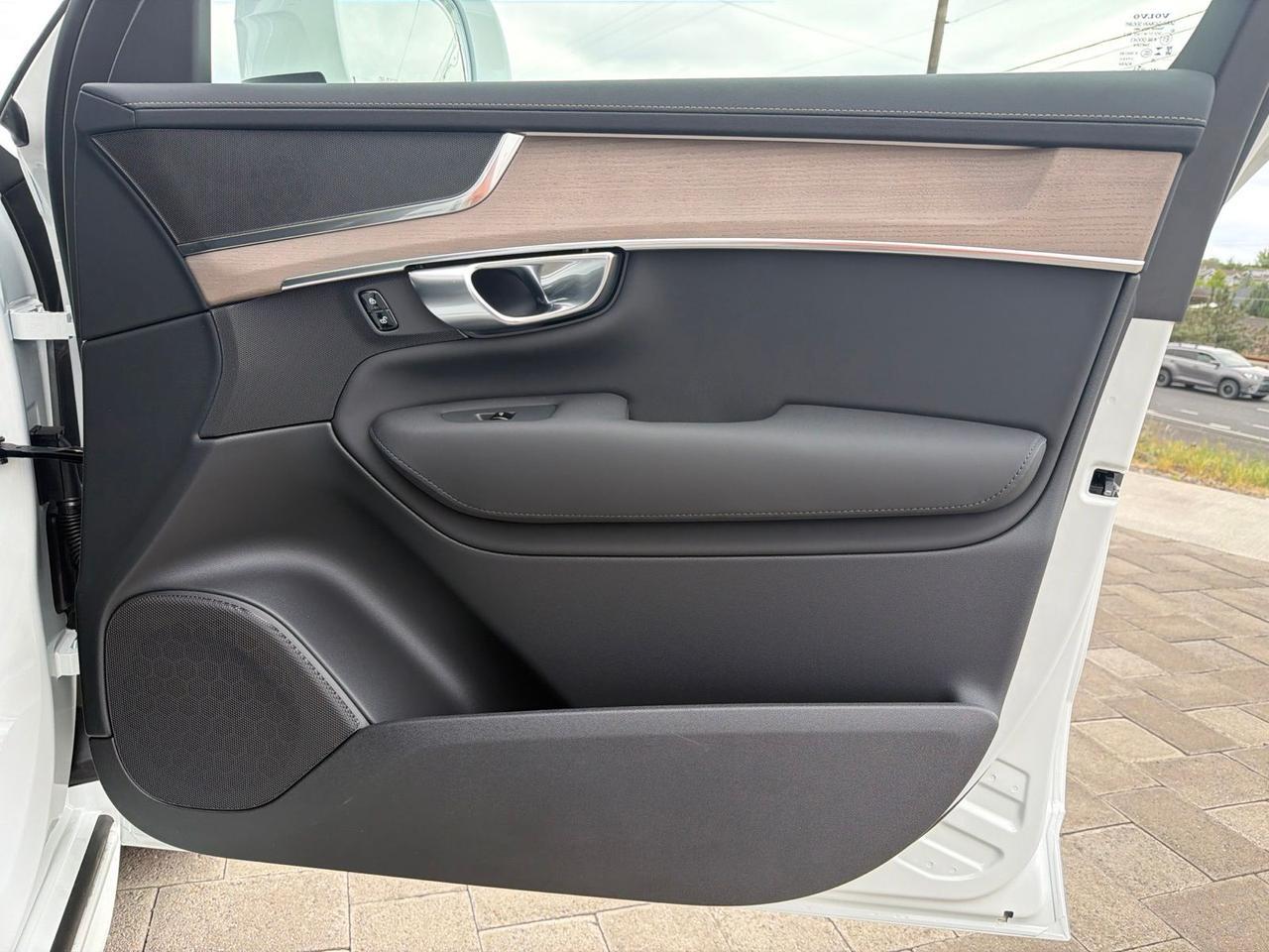 2026 Volvo XC90 Plug-In Hybrid T8 Plus Bend OR