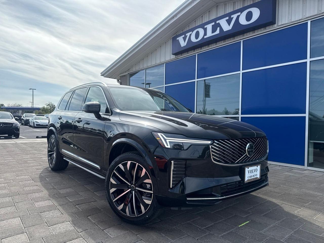 2026 Volvo XC90 Plug-In Hybrid T8 Plus