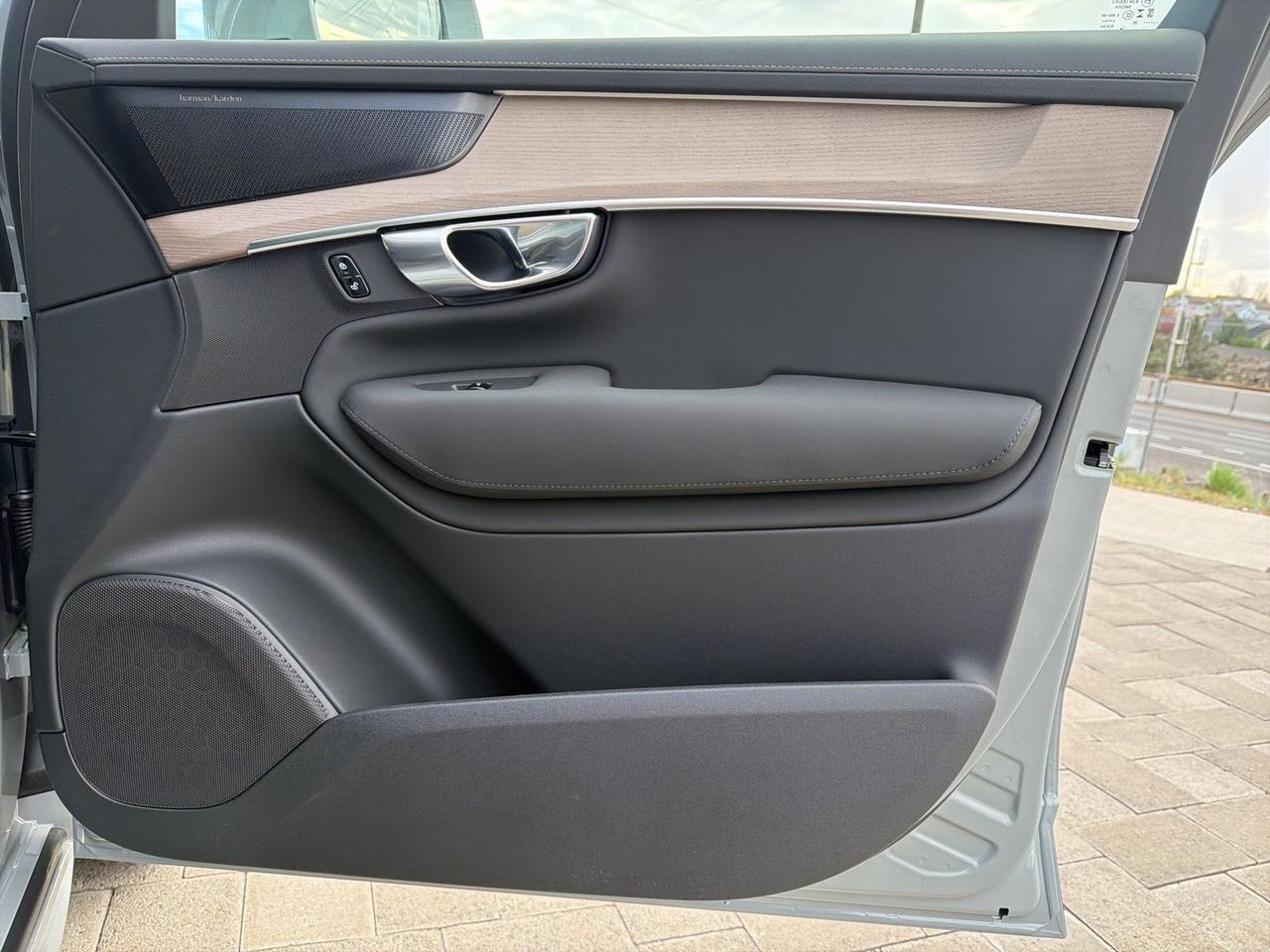 2026 Volvo XC90 Plug-In Hybrid T8 Plus Bend OR