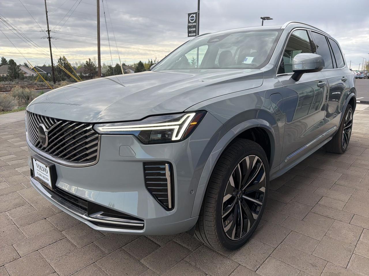 2026 Volvo XC90 Plug-In Hybrid T8 Plus Bend OR