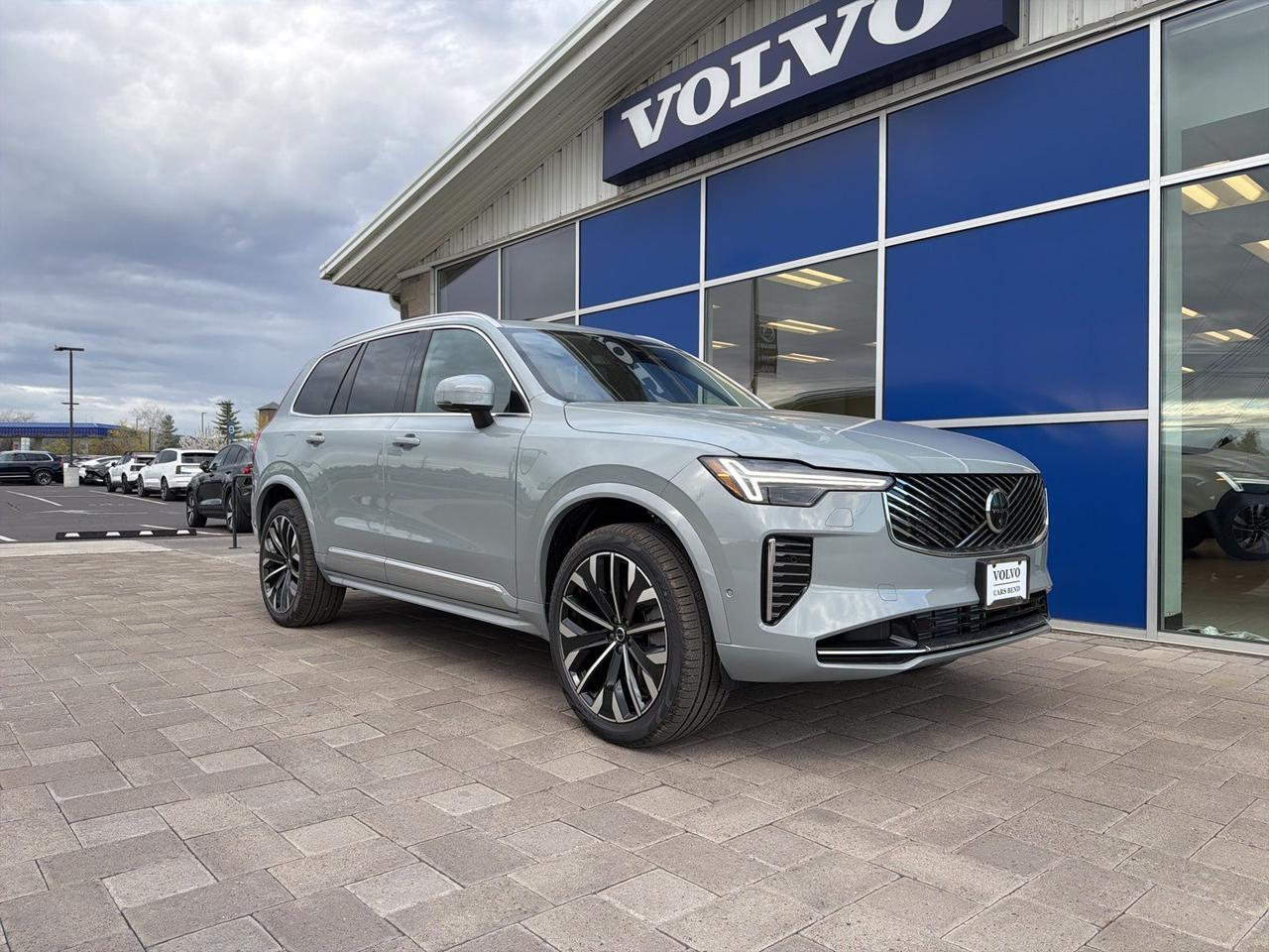 2026 Volvo XC90 Plug-In Hybrid T8 Plus