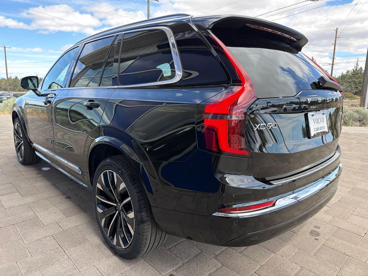 2026 Volvo XC90 Plug-In Hybrid T8 Plus Bend OR