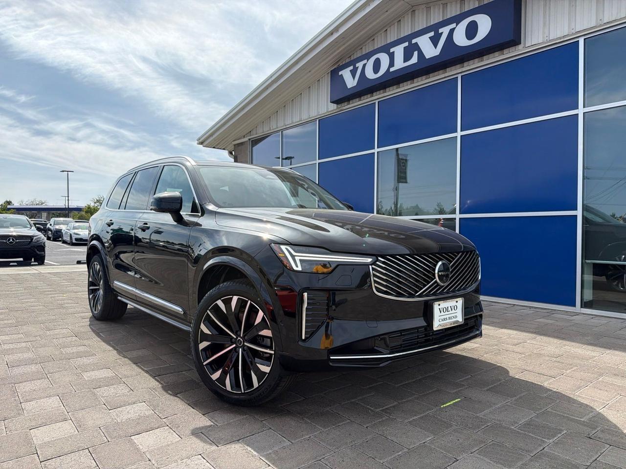 2026 Volvo XC90 Plug-In Hybrid T8 Plus