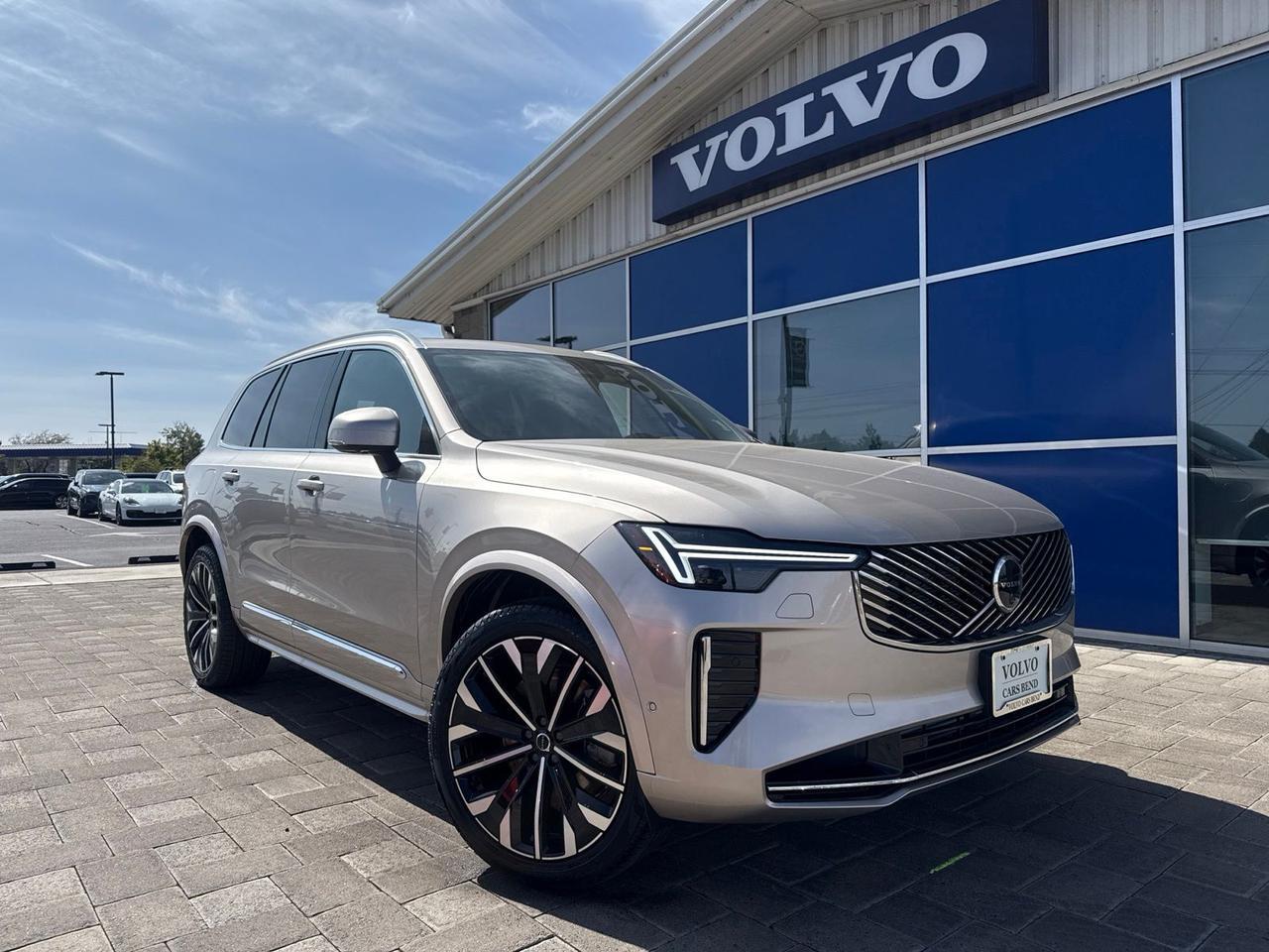 2026 Volvo XC90 Plug-In Hybrid T8 Plus