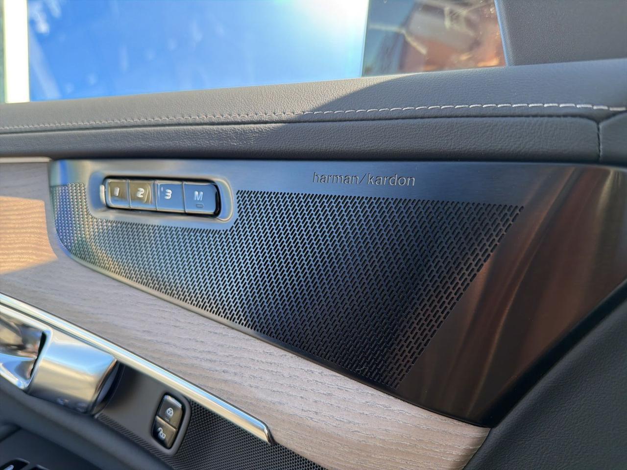 2026 Volvo XC90 Plug-In Hybrid T8 Plus Bend OR
