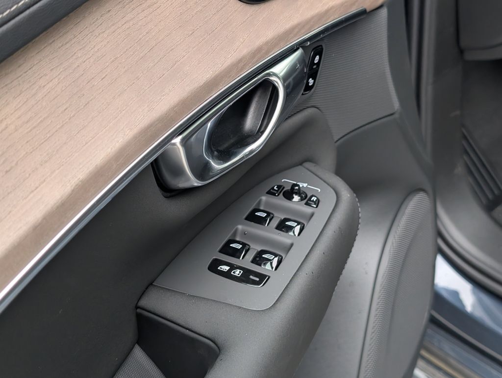 2026 Volvo XC90 Plug-In Hybrid T8 Plus Hunt Valley MD