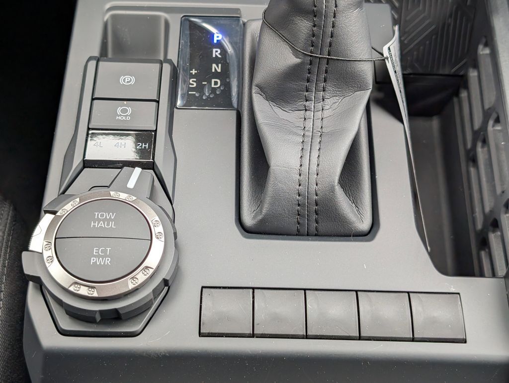 2026 Volvo XC90 Plug-In Hybrid T8 Plus Hunt Valley MD