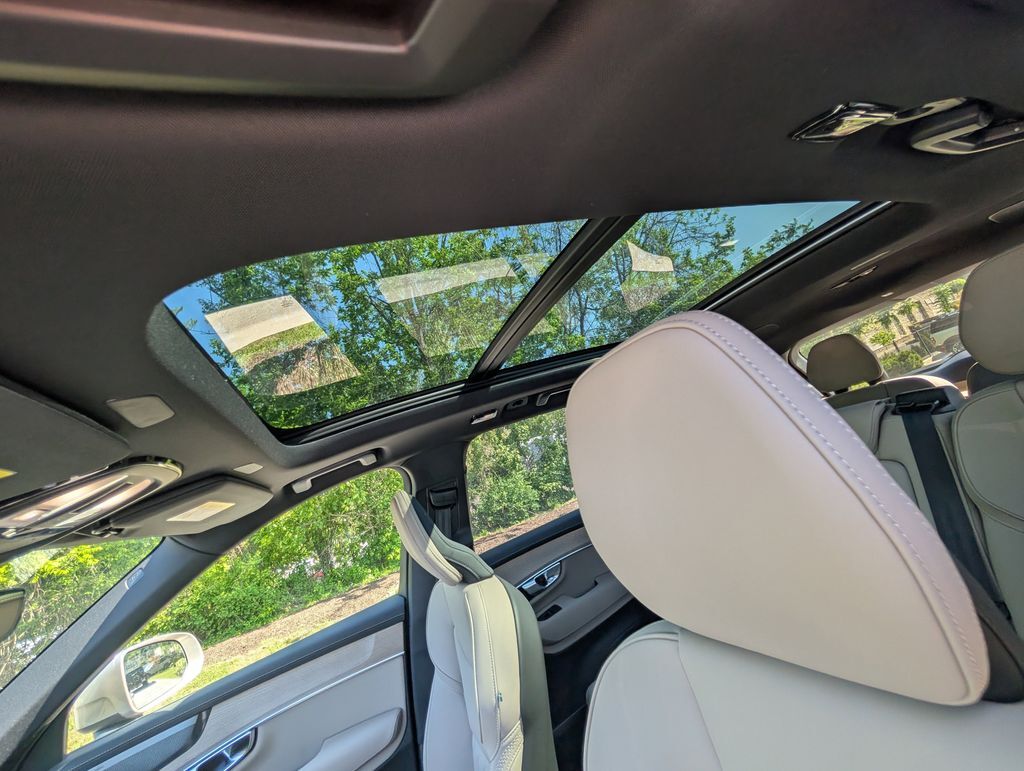 2026 Volvo XC90 Plug-In Hybrid T8 Plus Hunt Valley MD