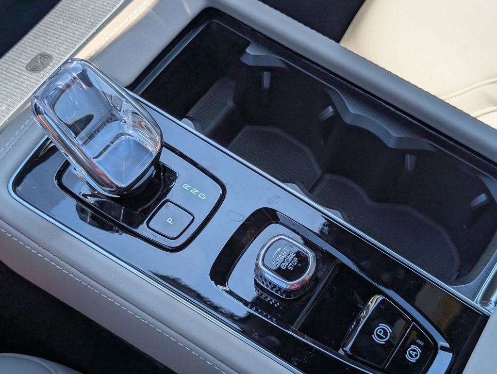 2026 Volvo XC90 Plug-In Hybrid T8 Plus Hunt Valley MD