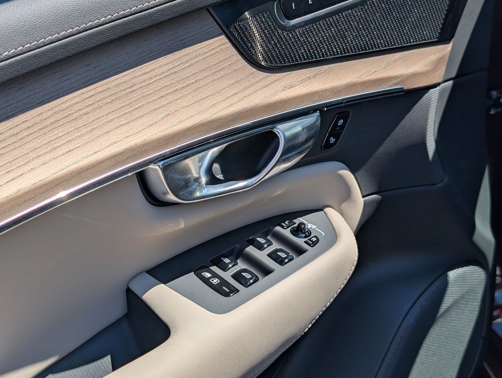 2026 Volvo XC90 Plug-In Hybrid T8 Plus Hunt Valley MD