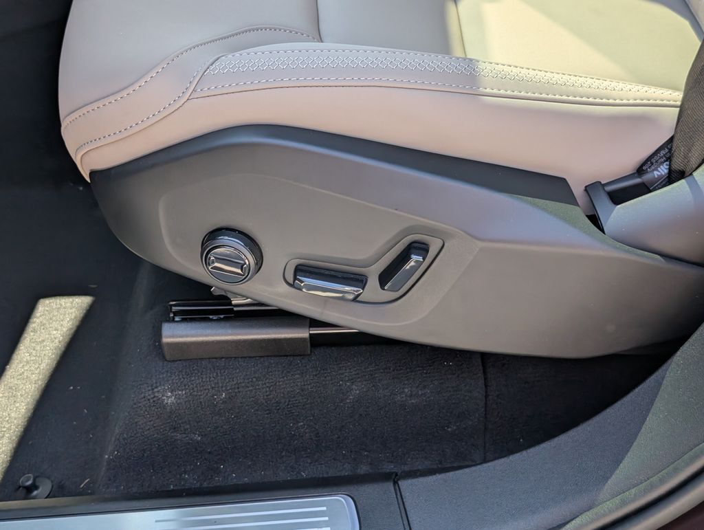 2026 Volvo XC90 Plug-In Hybrid T8 Plus Hunt Valley MD