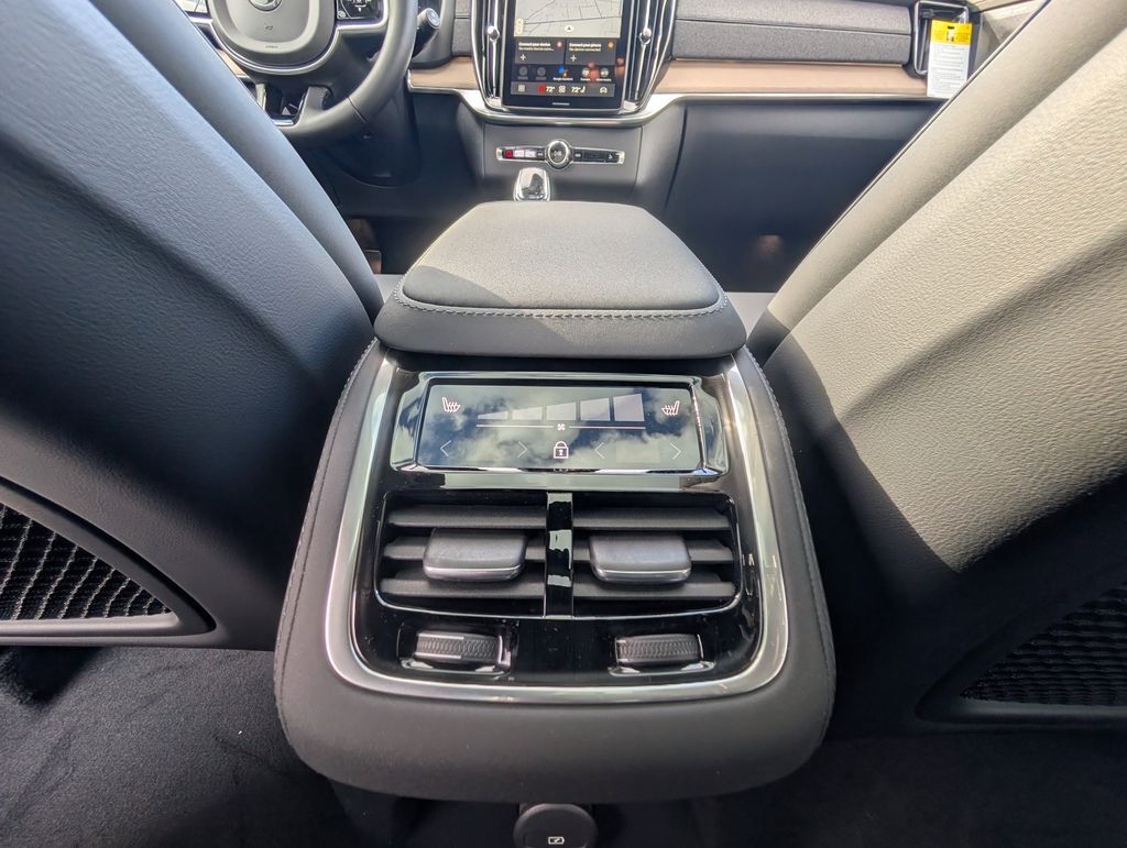 2026 Volvo XC90 Plug-In Hybrid T8 Plus Hunt Valley MD