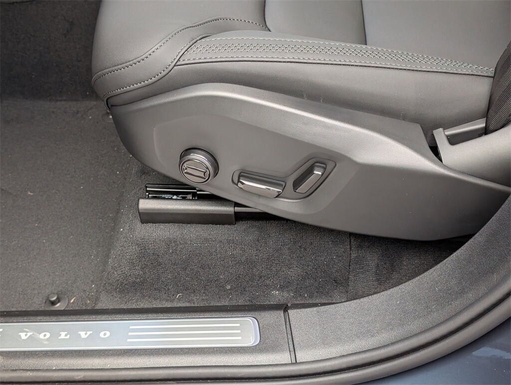 2026 Volvo XC90 Plug-In Hybrid T8 Plus Hunt Valley MD