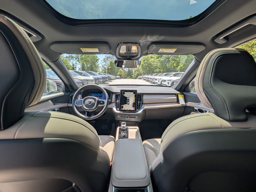 2026 Volvo XC90 Plug-In Hybrid T8 Plus Hunt Valley MD