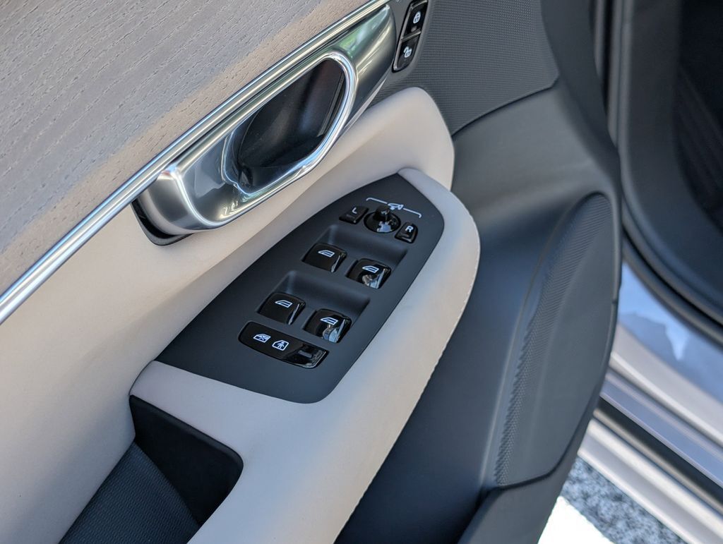 2026 Volvo XC90 Plug-In Hybrid T8 Plus Hunt Valley MD