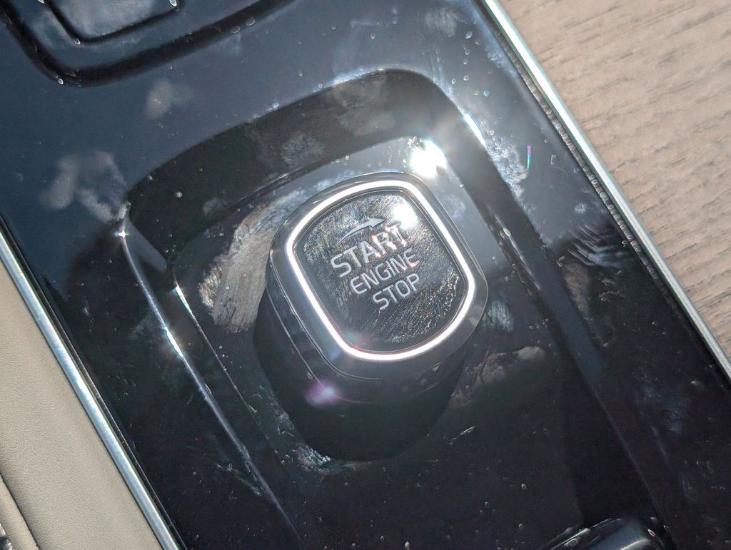 2026 Volvo XC90 Plug-In Hybrid T8 Plus Hunt Valley MD